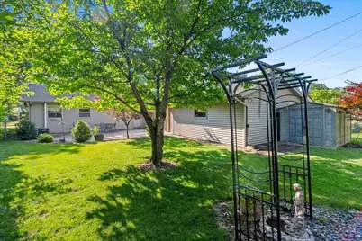 542 Clover Lane, Green Bay, WI 54301 - Photo 30
