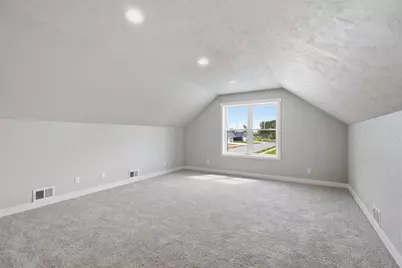 N8871 Killarney Way, Menasha, WI 54952 - Photo 34