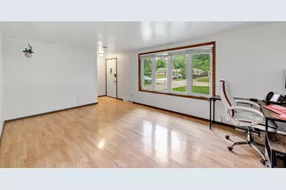 1863 Lenwood Avenue, Green Bay, WI 54303 - Photo 6