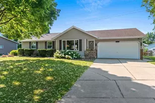 3008 Gilbert Dr, Green Bay, WI 54311 - Photo 2