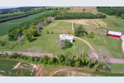 N6221 32nd Avenue, Fremont, WI 54940 - Photo 4