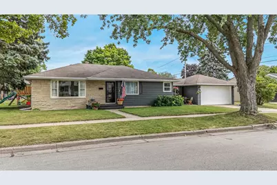 2218 N McDonald Street, Appleton, WI 54911 - Photo 2