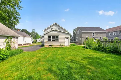 1129 W New York Avenue, Oshkosh, WI 54901 - Photo 30