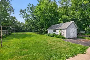 1129 W New York Ave, Oshkosh, WI 54901 - Photo 32