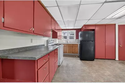 1129 W New York Avenue, Oshkosh, WI 54901 - Photo 22
