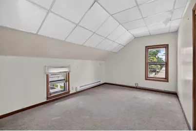 1129 W New York Avenue, Oshkosh, WI 54901 - Photo 18