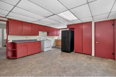 1129 W New York Avenue, Oshkosh, WI 54901 - Photo 24