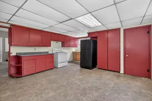 1129 W New York Ave, Oshkosh, WI 54901 - Photo 24