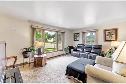 703 Northern Avenue, Green Bay, WI 54303 - Photo 2
