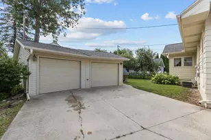 618 Dickinson St, New London, WI 54961 - Photo 42