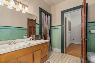 618 Dickinson St, New London, WI 54961 - Photo 24