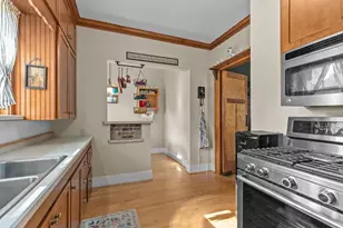 618 Dickinson St, New London, WI 54961 - Photo 18