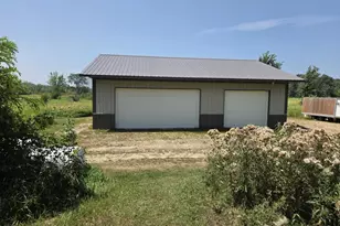 W3618 Chicago Ln, Redgranite, WI 54970 - Photo 16