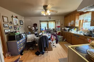 106 Pecor St, Oconto, WI 54153 - Photo 16