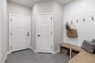 W5835 Delta Dr, Menasha, WI 54952 - Photo 20