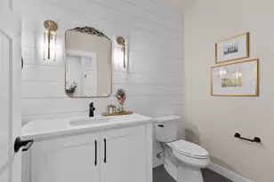W5835 Delta Dr, Menasha, WI 54952 - Photo 22