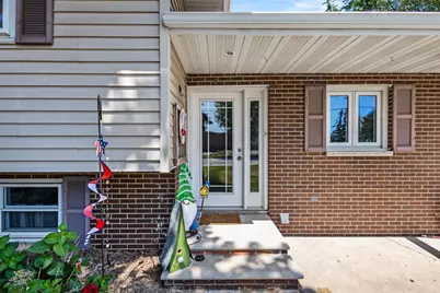 2366 S Ridge Road, Ashwaubenon, WI 54304 - Photo 4