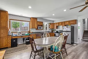 2366 S Ridge Rd, Ashwaubenon, WI 54304 - Photo 12