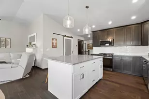 5078 N Milkweed Trl, Appleton, WI 54913 - Photo 10