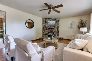 1461 Home Ave, Menasha, WI 54952 - Photo 10
