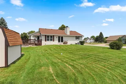 2821 Friendly Circle, Green Bay, WI 54313 - Photo 42