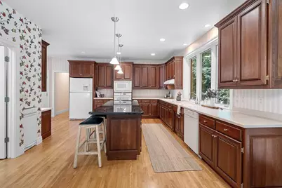 2060 Muirwood Court, Green Bay, WI 54313 - Photo 18