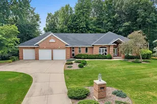 2060 Muirwood Ct, Green Bay, WI 54313 - Photo 1