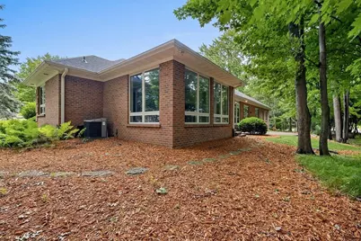 2060 Muirwood Court, Green Bay, WI 54313 - Photo 50