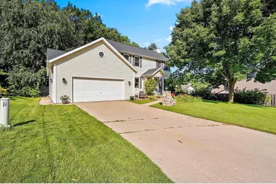 1015 Mt Blanc Court, Green Bay, WI 54311 - Photo 2
