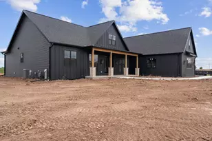 1471 Rockland Hts Rd, De Pere, WI 54115 - Photo 2