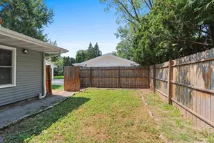 281 Rose Lawn Blvd, Green Bay, WI 54301 - Photo 56