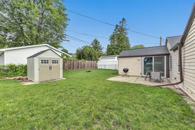 1110 Wirtz Avenue, Green Bay, WI 54304 - Photo 18