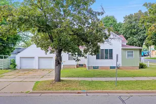 1203 N Gillett St, Appleton, WI 54914 - Photo 50