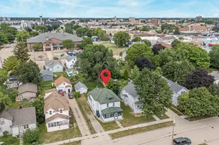 246 W 12th Ave, Oshkosh, WI 54902 - Photo 32