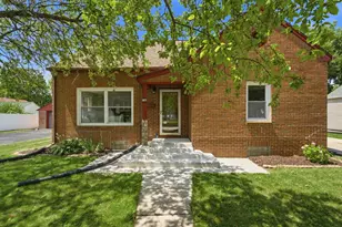 708 State St, Menasha, WI 54952 - Photo 2