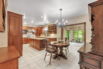 1071 Thornberry Creek Drive, Hobart, WI 54155 - Photo 14