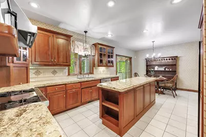 1071 Thornberry Creek Drive, Hobart, WI 54155 - Photo 18
