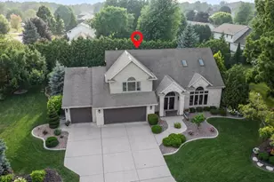 2920 Circle Oaks Ln, Green Bay, WI 54313 - Photo 80