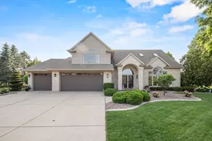 2920 Circle Oaks Ln, Green Bay, WI 54313 - Photo 1
