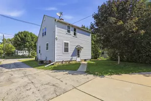 709 2nd St, Menasha, WI 54952 - Photo 26