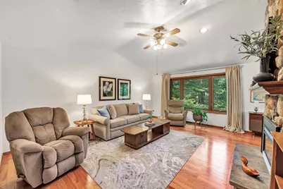 3122 Birdie Court, Green Bay, WI 54313 - Photo 4