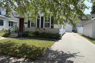 1202 Stuart St, Green Bay, WI 54301 - Photo 2
