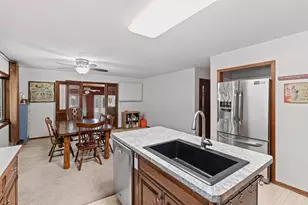 802 E Ridlington Ave, Shawano, WI 54166 - Photo 28