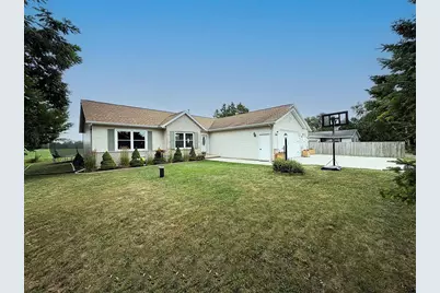 620 N Packer Drive, Whitelaw, WI 54247 - Photo 2