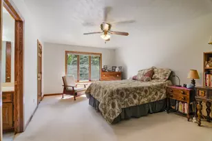 1421 Harbor Springs Cir, Green Bay, WI 54311 - Photo 34