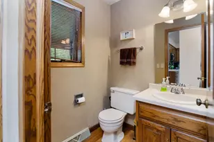 1421 Harbor Springs Cir, Green Bay, WI 54311 - Photo 26
