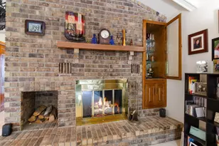 1421 Harbor Springs Cir, Green Bay, WI 54311 - Photo 14