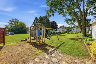 1213 W 11th Ave, Oshkosh, WI 54902 - Photo 22