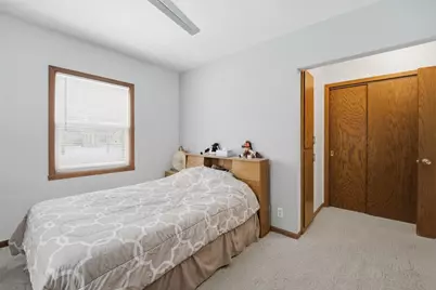 1928 S Lawe Street, Appleton, WI 54915 - Photo 16