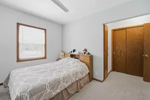 1928 S Lawe St, Appleton, WI 54915 - Photo 16